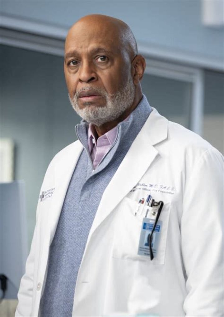 Dr. Webber Tells Maggie He’s Her Father — October 9 Recap – Hollywood Life