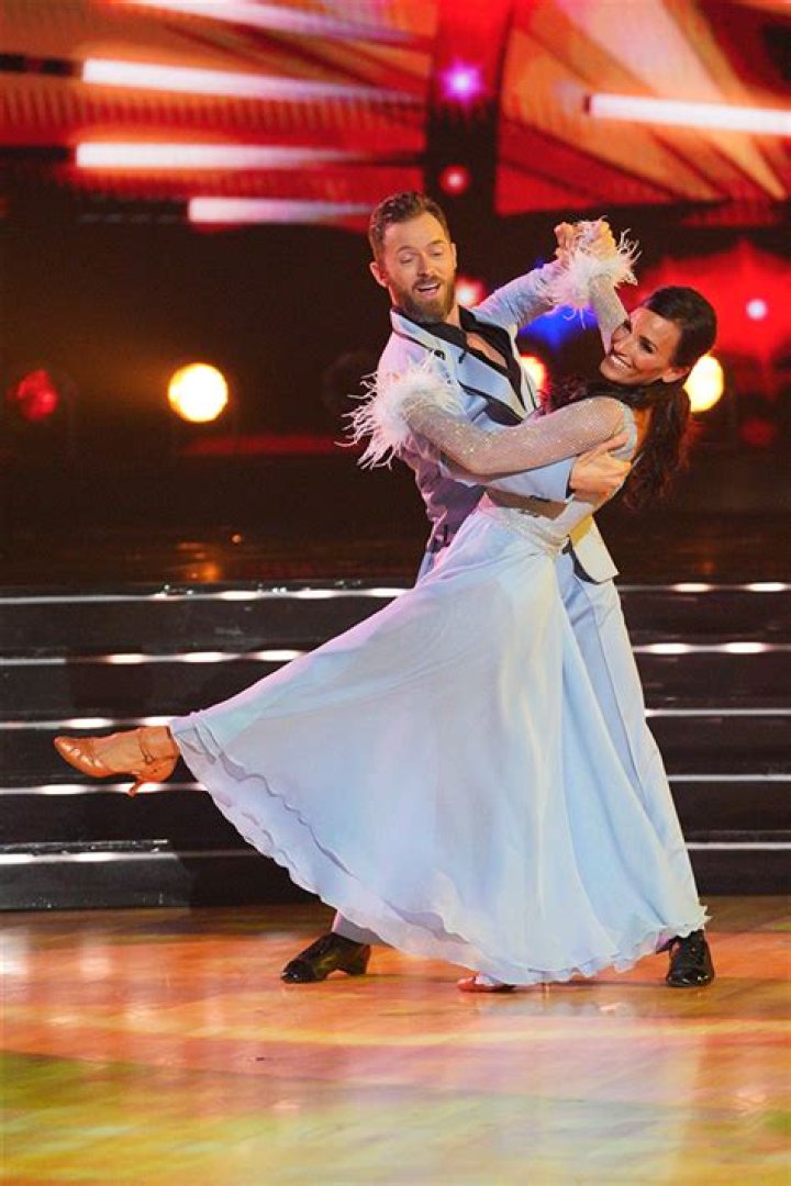 ‘DWTS’ Heidi D’Amelio & Artem Chigvintsev On Halloween Night (Exclusive) – Hollywood Life