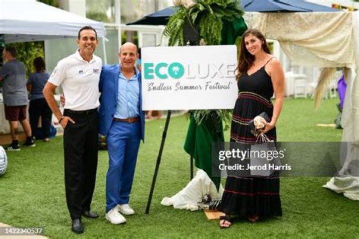 ECOLUXE &ldquo;Drive-Thru Endless Summer Festival