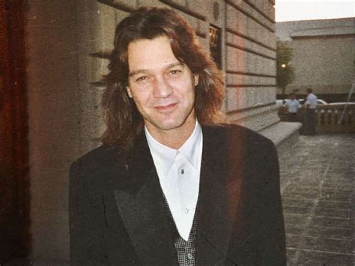 Eddie Van Halen Tribute By Jack White — Video – Hollywood Life