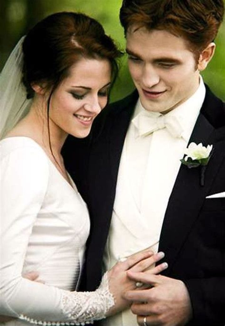 edward breaking dawn wedding