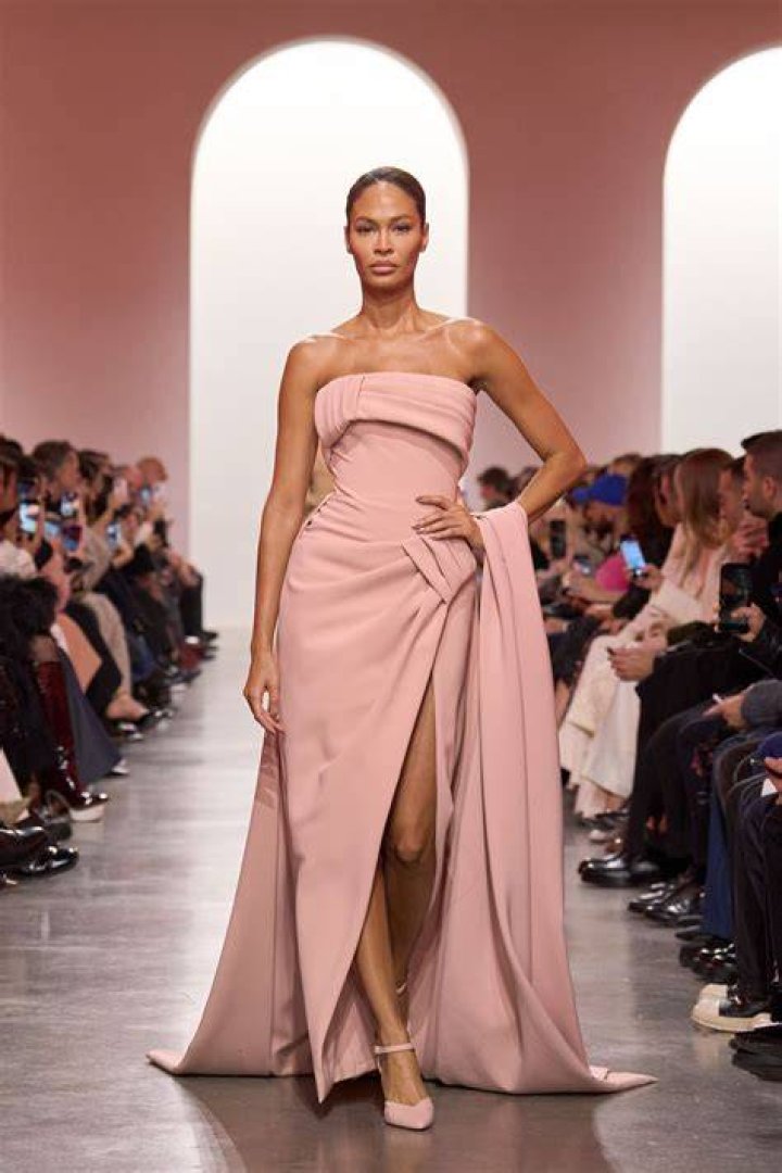 Elie Saab show, Runway, Spring Summer 2017, Paris Fashion Week, France &ndash; 01 Oct 2016