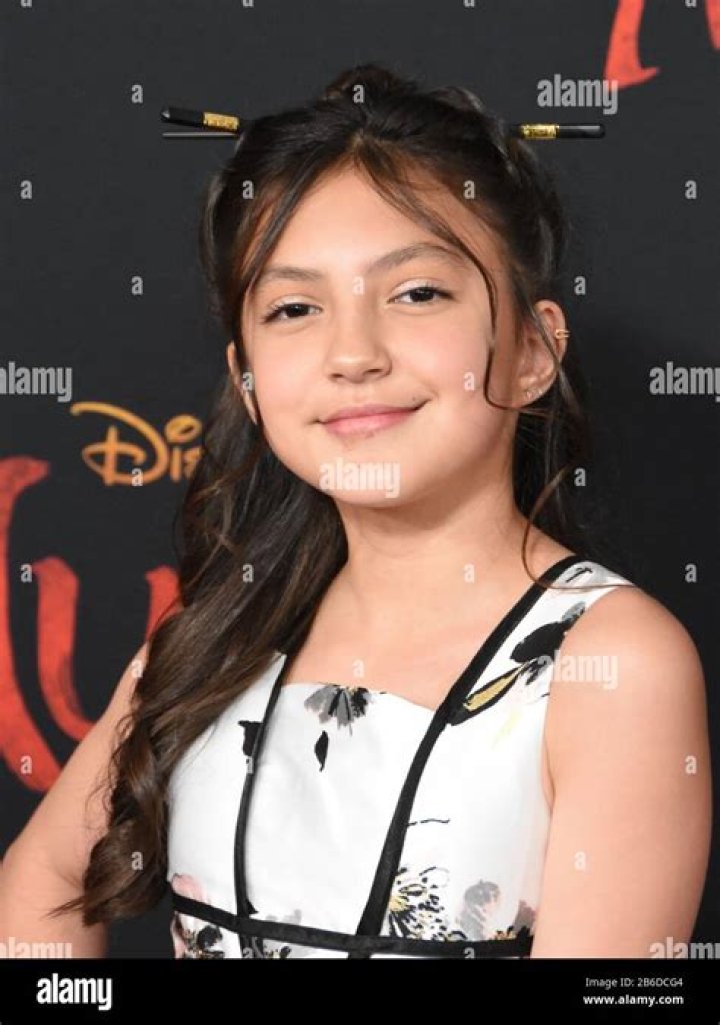 Elle Paris Legaspi