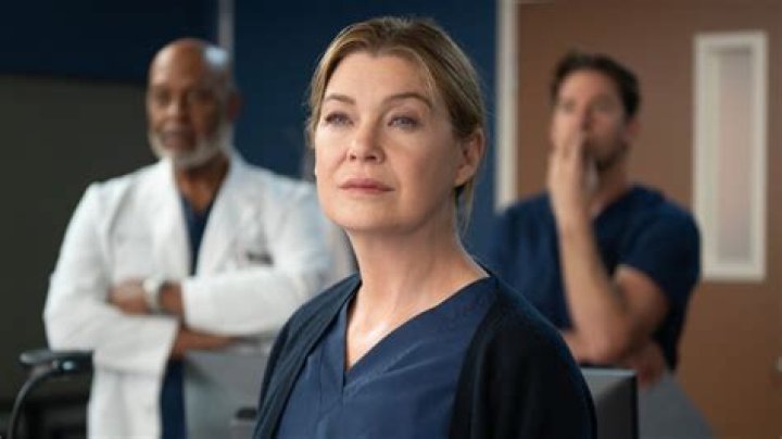 Ellen Pompeo & Scott Speedman Film Steamy Makeout For Season 18 Of ‘Grey’s Anatomy’