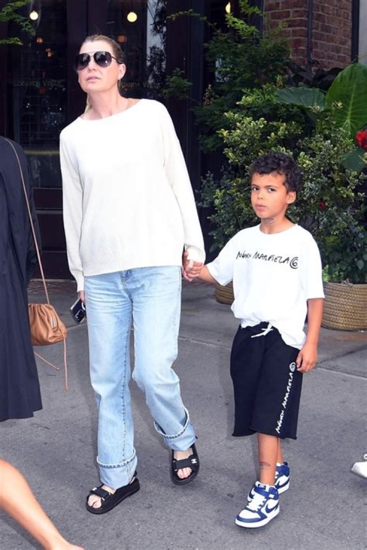 Ellen Pompeo with son Eli and friends