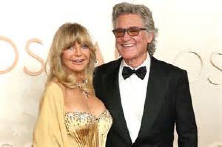 EXCLUSIVE: Kurt Russell and Goldie Hawn having fun with friend on a speedboat in Greece. 13 Jun 2023 Pictured: Goldie Hawn. Photo credit: MEGA TheMegaAgency.com +1 888 505 6342 (Mega Agency TagID: MEGA994538_004.jpg) [Photo via Mega Agency]