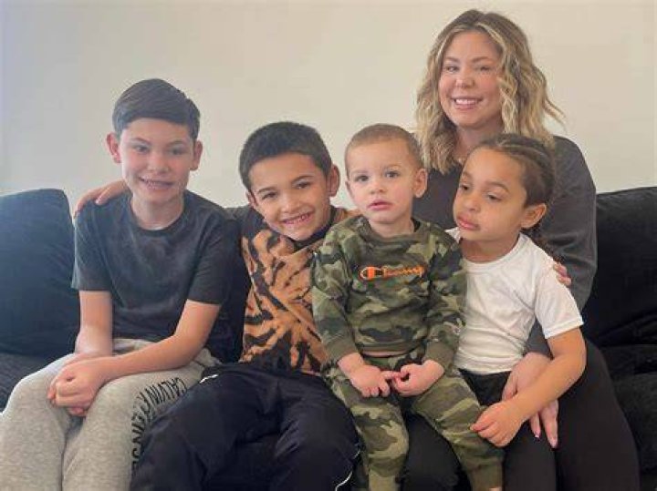 EXCLUSIVE: Teen Mom Star, Kailyn Lowry, was spotted showing off her growing baby bump while walking her dogs in Delaware. She recently split from her baby's father, and is planning to continue raising her kids on her own. She walked her massive Cane Corso puppies with no leash , wearing casual black workout gear. 27 May 2020 Pictured: Kailyn Lowry. Photo credit: MEGA TheMegaAgency.com +1 888 505 6342 (Mega Agency TagID: MEGA673363_002.jpg) [Photo via Mega Agency]