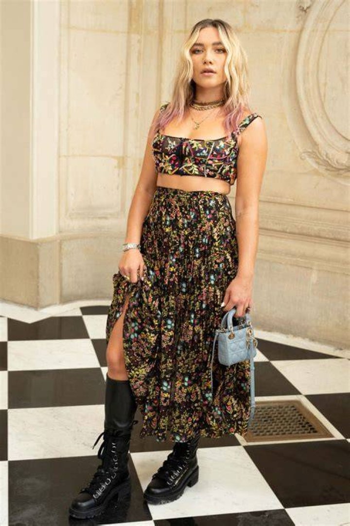 Florence Pugh At The Louis Vuitton Fall Winter 2020 Show