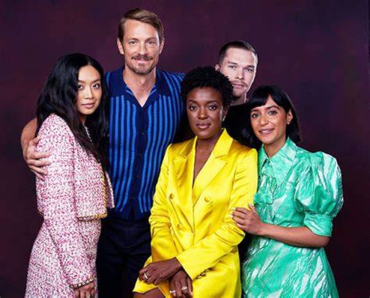 ‘For All Mankind’ Star On Season 4 & Danielle & Ed’s Finale Moment – Hollywood Life