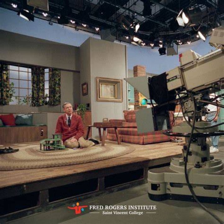 Fred Rogers Pics: Photos – Hollywood Life