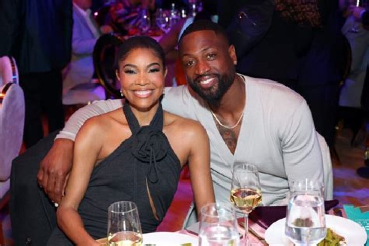 Gabrielle Union & Dwyane Wade Hold Hands At Retirement Party – Hollywood Life