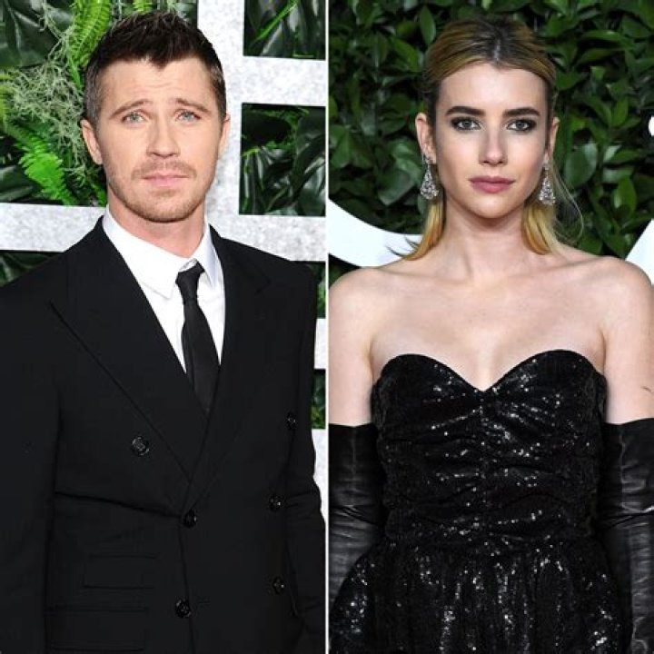 Garrett Hedlund and Emma Roberts