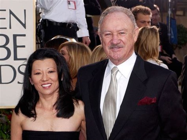 Gene Hackman Gene Hackman co-stars in Warner Bros.-Seven Arts? Bonnie and Clyde, starring Warren Beatty and Faye Dunaway, produced by Warren Beatty, directed by Arthur Penn INn Technicolor in April 1968 Gene Hackman, USA