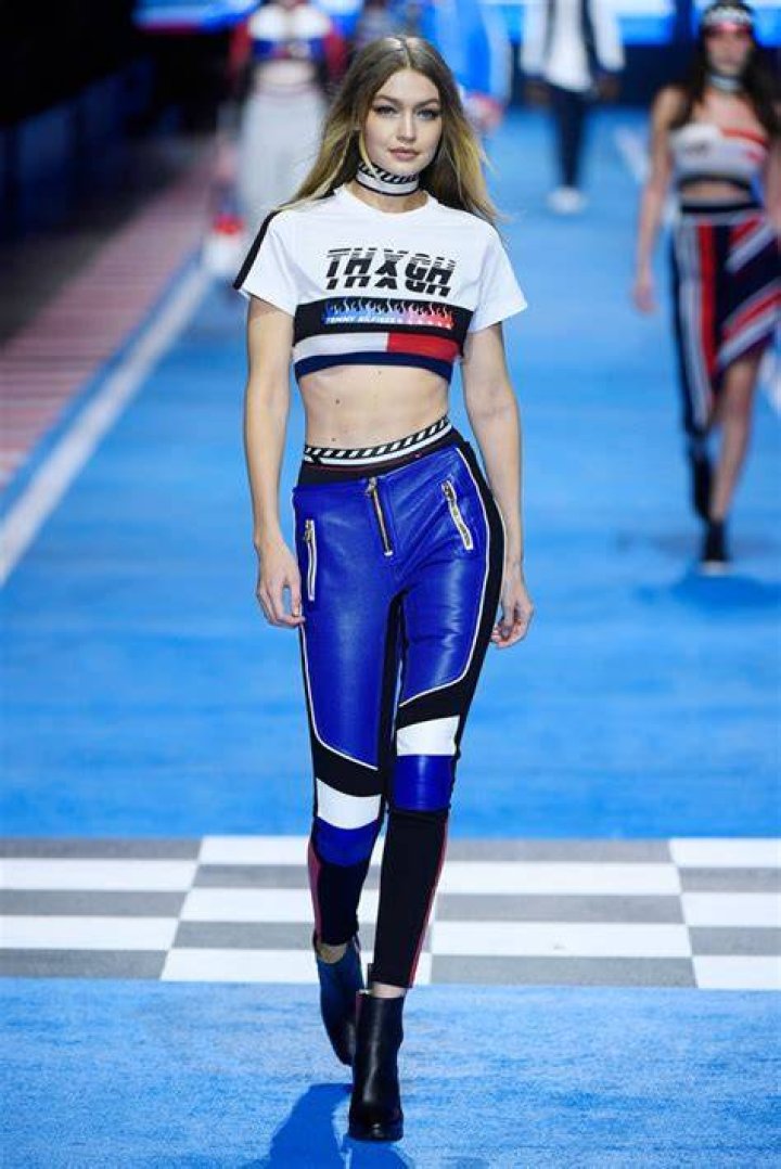 Gigi vs. Bella Hadid in 2018