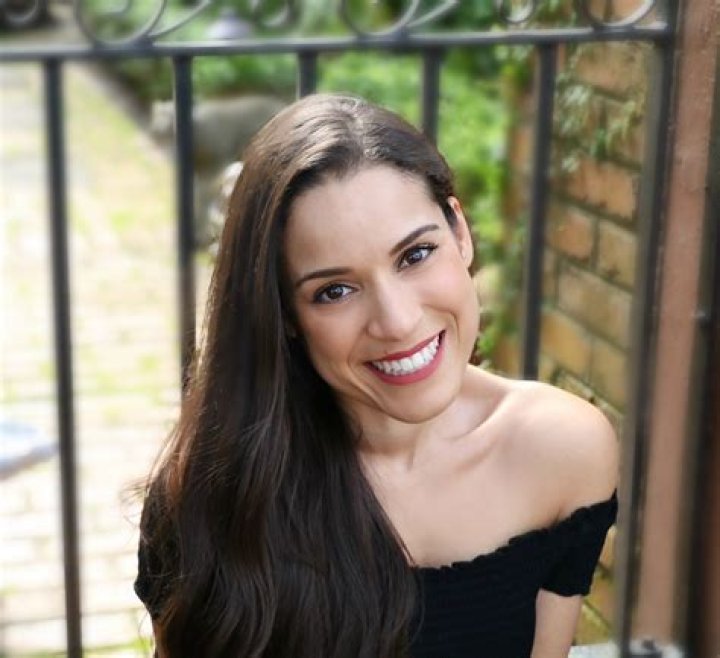 Gina Naomi Baez