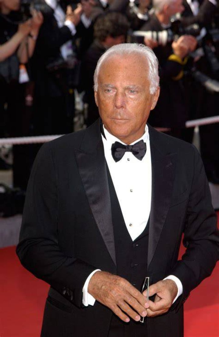 Giorgio Armani Outfit – Hollywood Life