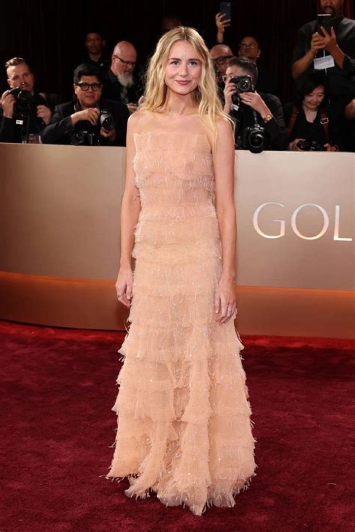 Golden Globes — See Every Celebrity Who Changed Dresses