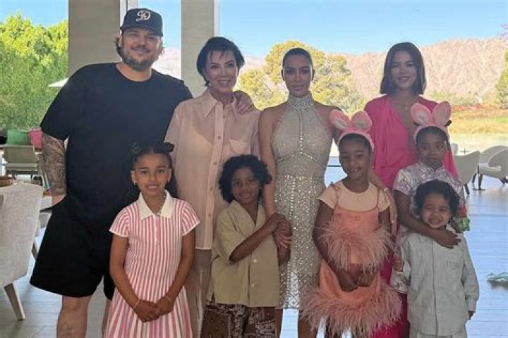Guests of Kim Kardashian and Kanye West arriving into Florence ahead of the big wedding