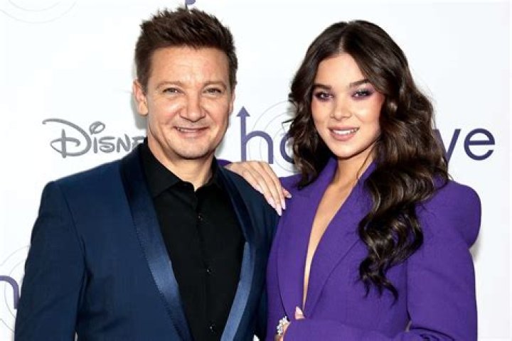 Haileey Steinfeld Jeremy Renner