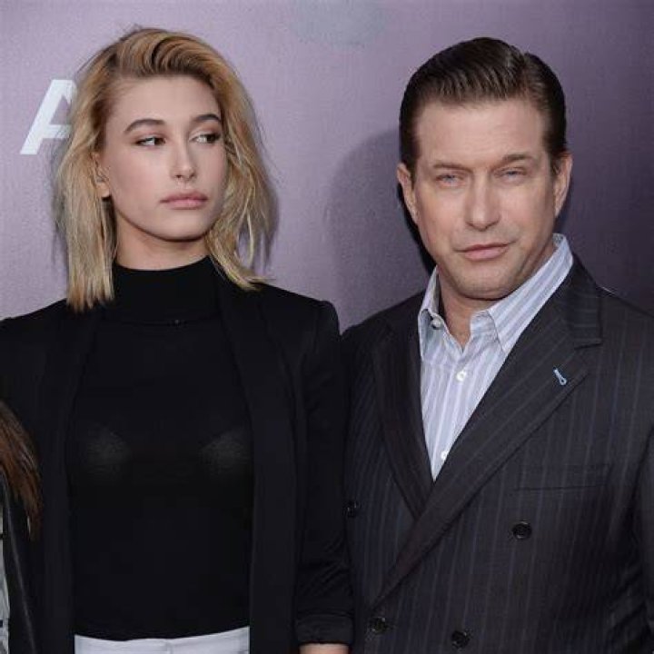 Hailey Baldwin in a bright green blazer