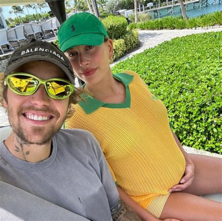 Hailey Baldwin Shares Sexy New Bikini Pics From Romantic Getaway With Husband Justin Bieber