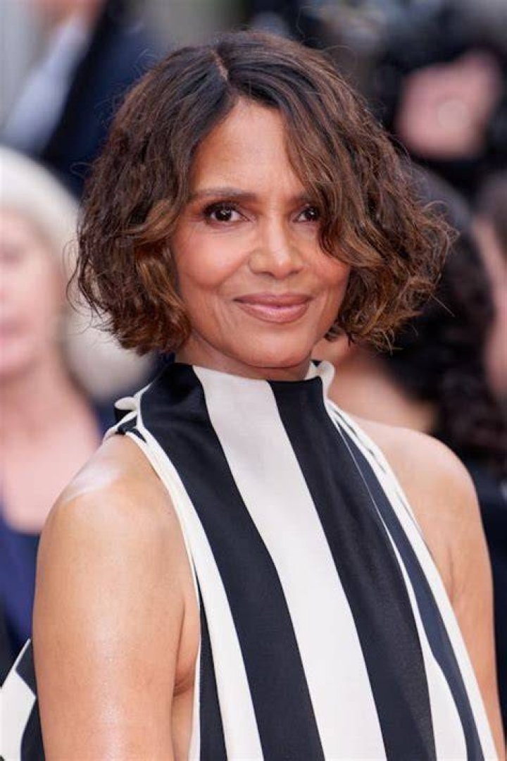 Halle Berry in a bikini top at the New York premiere of &lsquo;X-Men&rsquo; in 2000