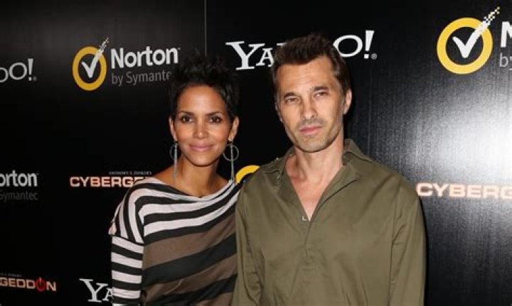 Halle Berry’s Son Maceo Wears Heels In Quarantine — Watch – Hollywood Life