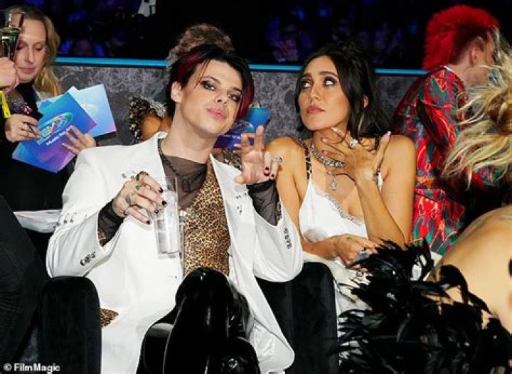 Halsey’s Rumored Ex, Yungblud, Trolls Her In Leopard Print Outfit – Hollywood Life