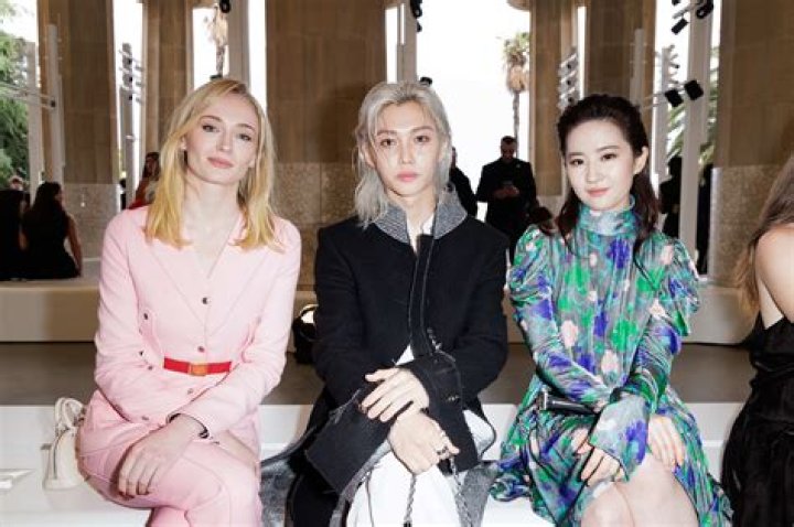 H&M show, Front Row, Autumn Winter 2016, Paris Fashion Week, France &ndash; 02 Mar 2016