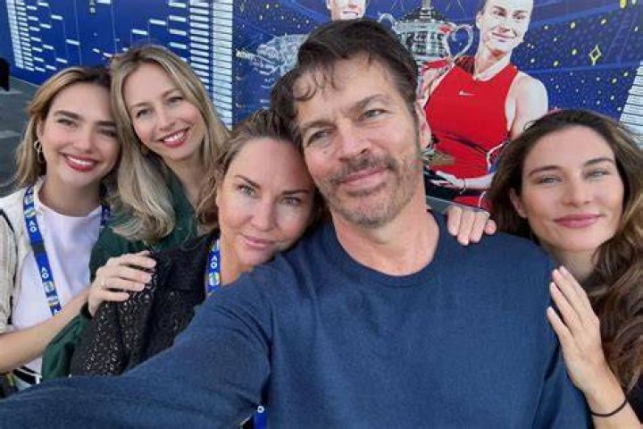 Harry Connick Jr. & His 3 Girls