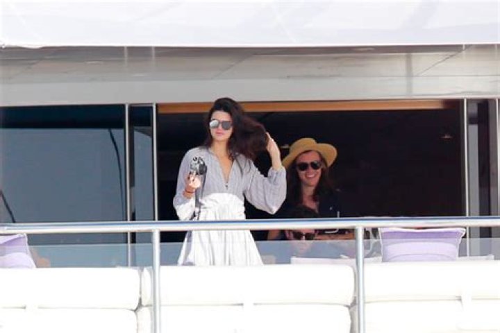 Harry Styles Calls Kendall Jenner