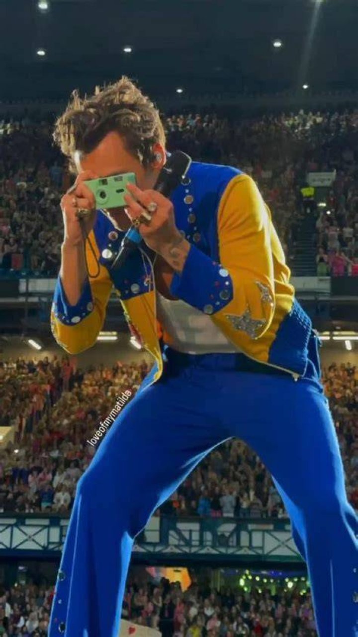 Harry Styles In Glasgow