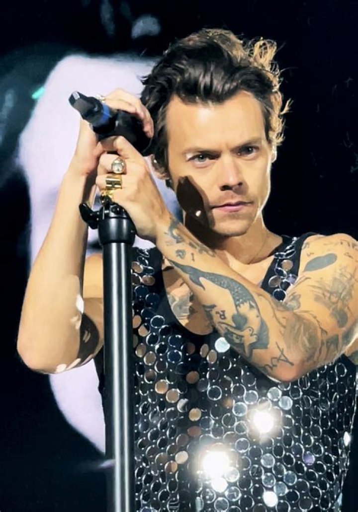 Harry Styles Performing At His NYC Residency