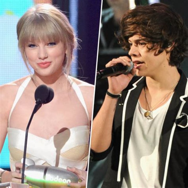 Harry Styles Sexting Taylor Swift