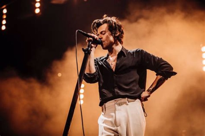 Harry Styles Singing