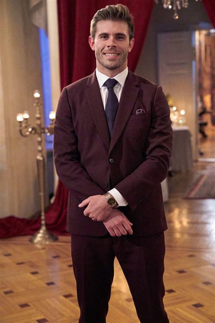 He Talks ‘The Bachelor’ & COVID (Exclusive) – Hollywood Life