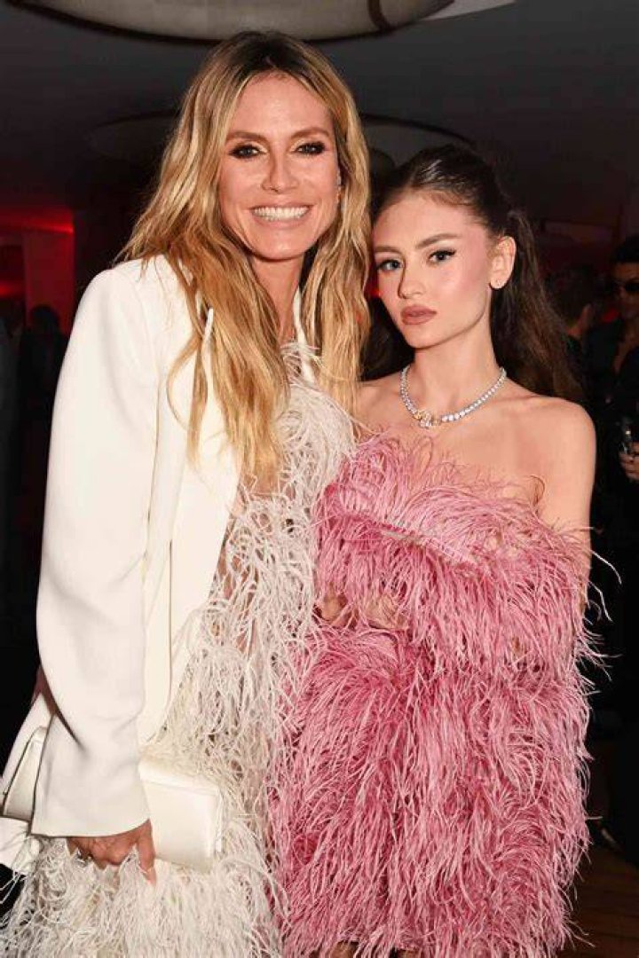 Heidi Klum’s Daughter Leni, 17, Looks Like Her Mom’s Mini-Me As They Twin In White For Lunch – See Pics