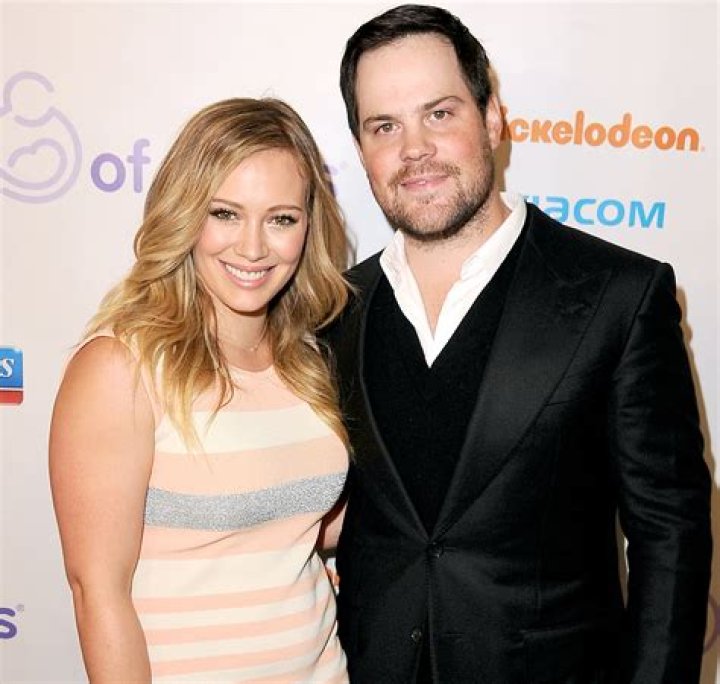 Hilary Duff and Mike Comrie out and about cycling with their dogs, Los Angeles, America &ndash; 12 Aug 2011