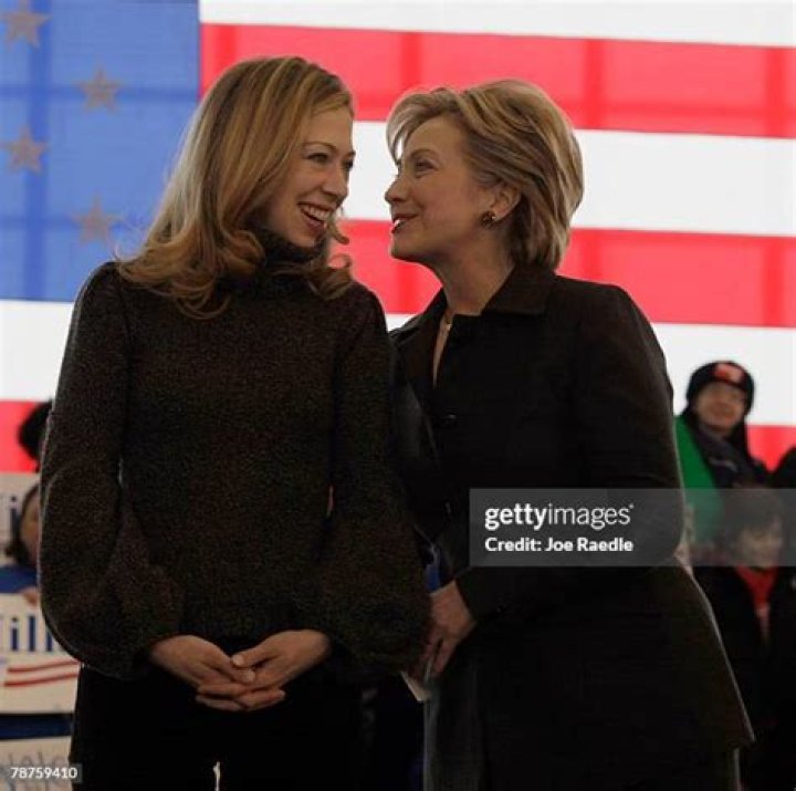 Hillary & Chelsea Clinton at TIFF 2022