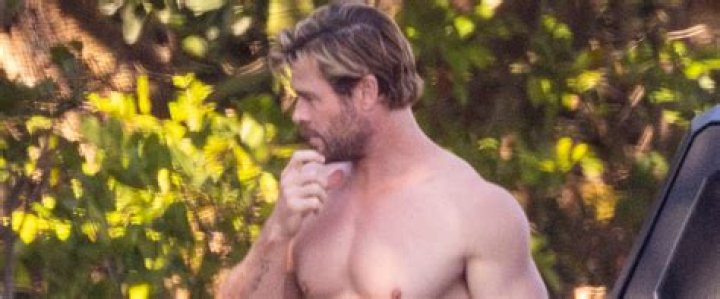 Hot Shirtless Photos — SEE PICS – Hollywood Life