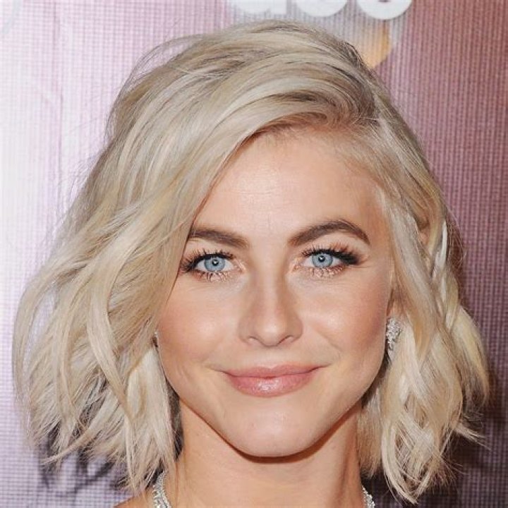 Hottest Celebrity Pics This Week Of April 16-22: Julianne Hough & More