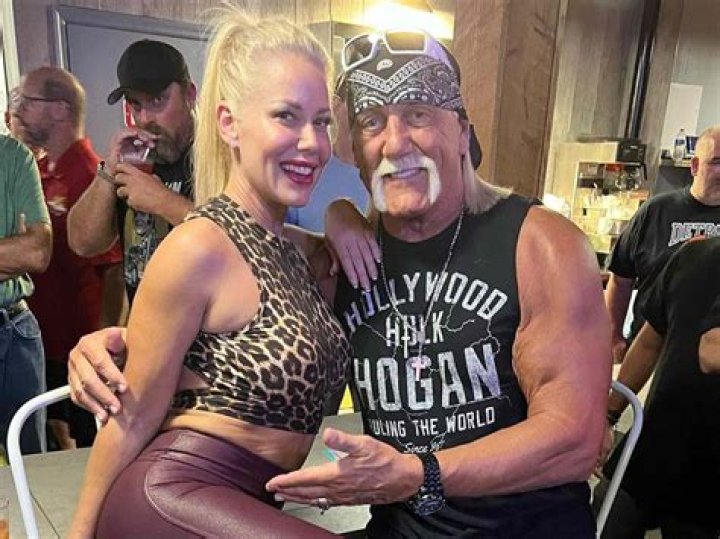 Hulk Hogan Engaged To Sky Daily After 1 Year Of Dating – Hollywood Life