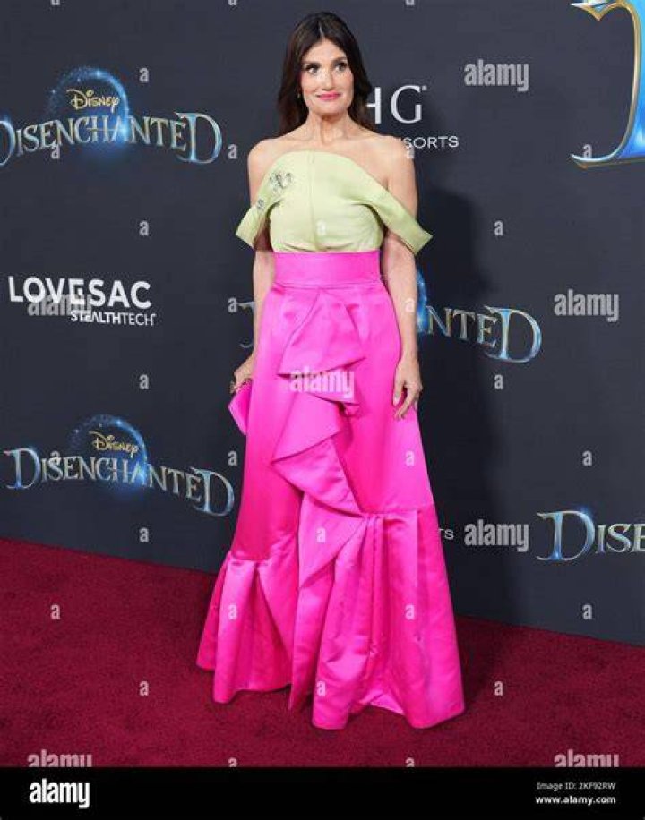 Idina Menzel arrives at the Los Angeles premiere of "Disenchanted,", at El Capitan Theatre in Los Angeles LA Premiere of "Disenchanted", Los Angeles, United States - 16 Nov 2022