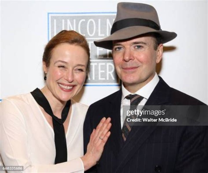 India Eisley & Jefferson Mays In &lsquo;I Am The Night&rsquo;