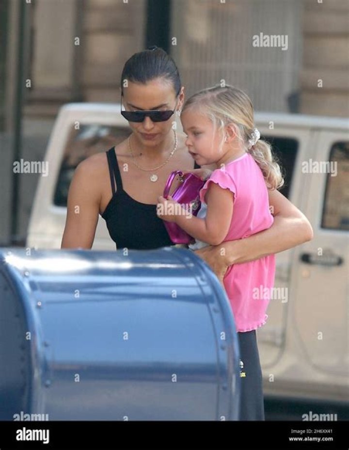 Irina Shayk and daughter Lea