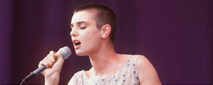 Irish Pop Singer, Sinead O&rsquo;Connor Got An Award In Dublin, Ireland On Thursday Night