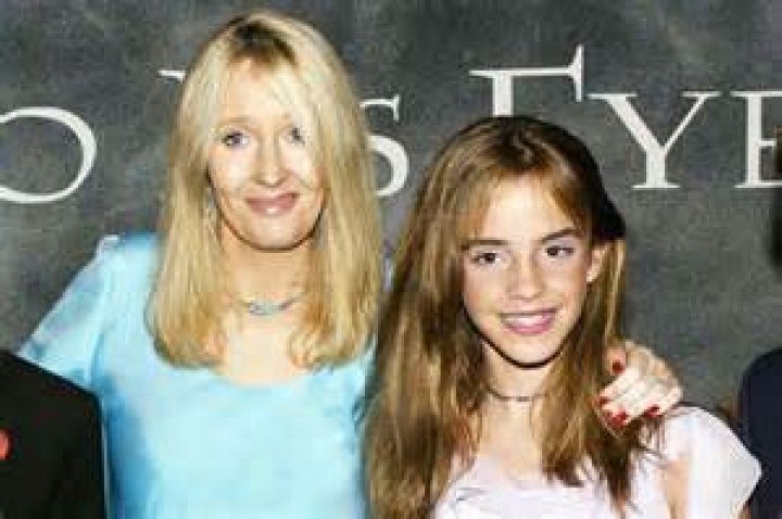 J K ROWLING AND EMMA WATSON 'HARRY POTTER AND THE CHAMBER OF SECRETS' FILM PREMIERE, LONDON, BRITAIN - 03 NOV 2002