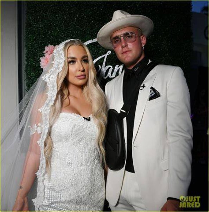 Jake Paul & Tana Mongeau as Britney Spears & Justin Timberlake