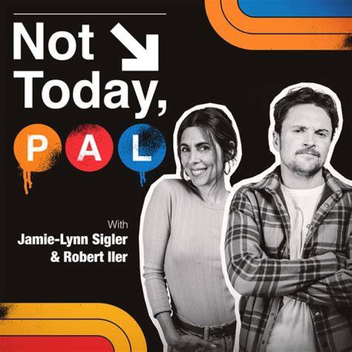 Jamie-Lynn Sigler & Robert Iler In 2000