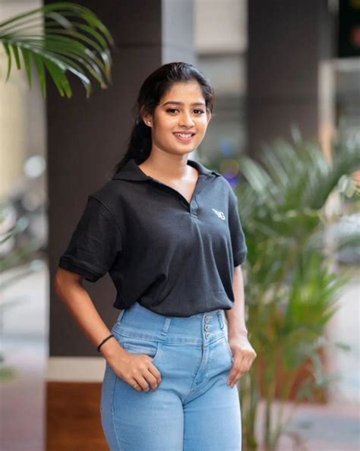 Janani Krishnan-Jha